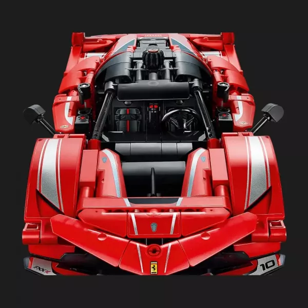 Конструктор LEGO Technic Ferrari FXX K (42212)
